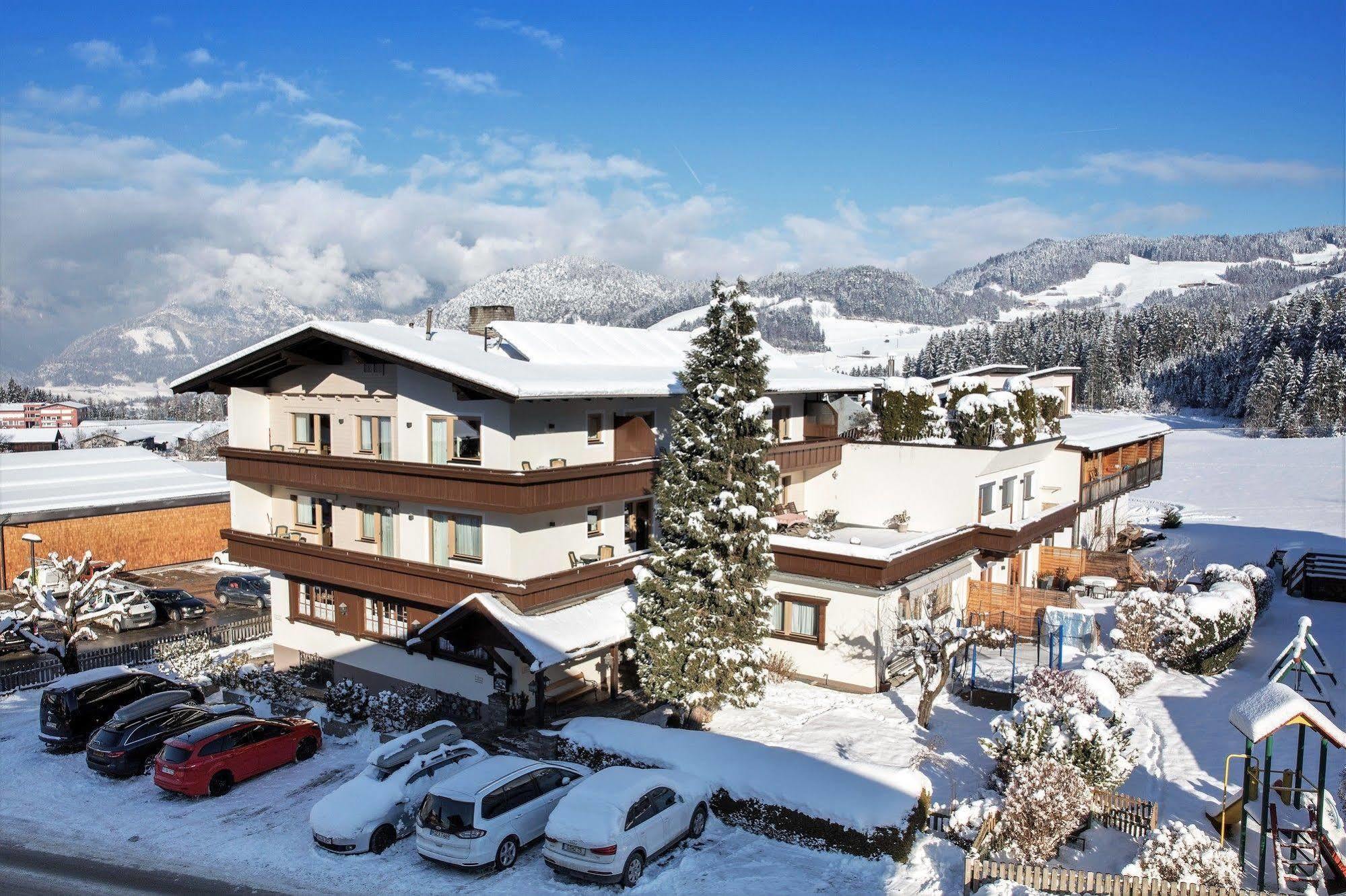 Angerer Alpine Suiten Und Familienappartements Tirol Reith im Alpbachtal Exterior photo